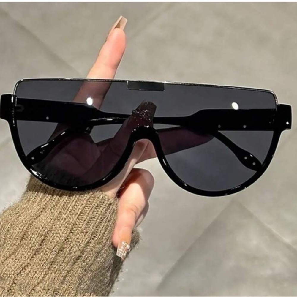 Classic Semi-Rimless Cutout Y2K Personality Fashion Sunglasses For Travel